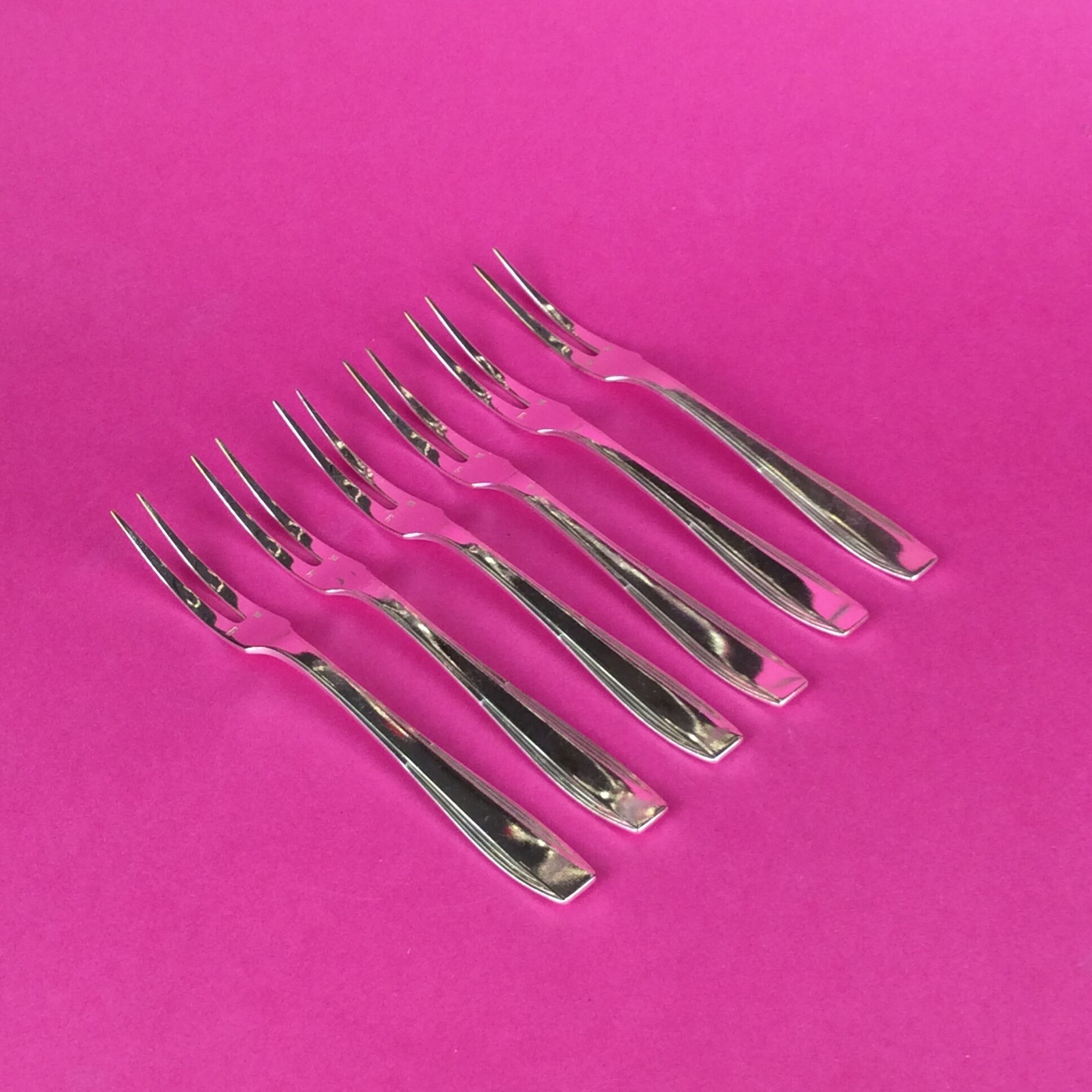 6 versilberte Art Deco Schneckengabeln, Frankreich, um 1900