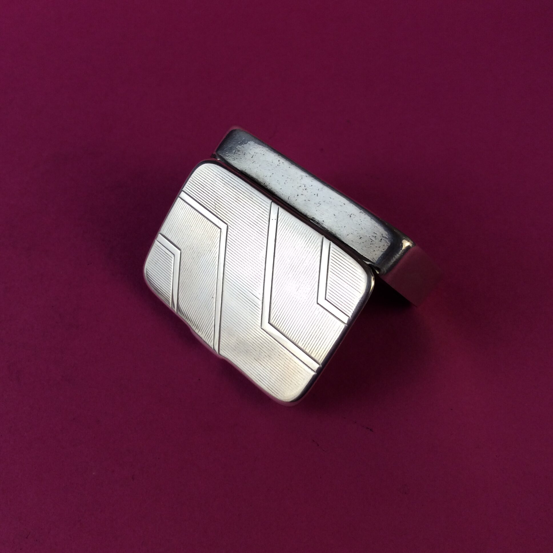 pillendose_silber