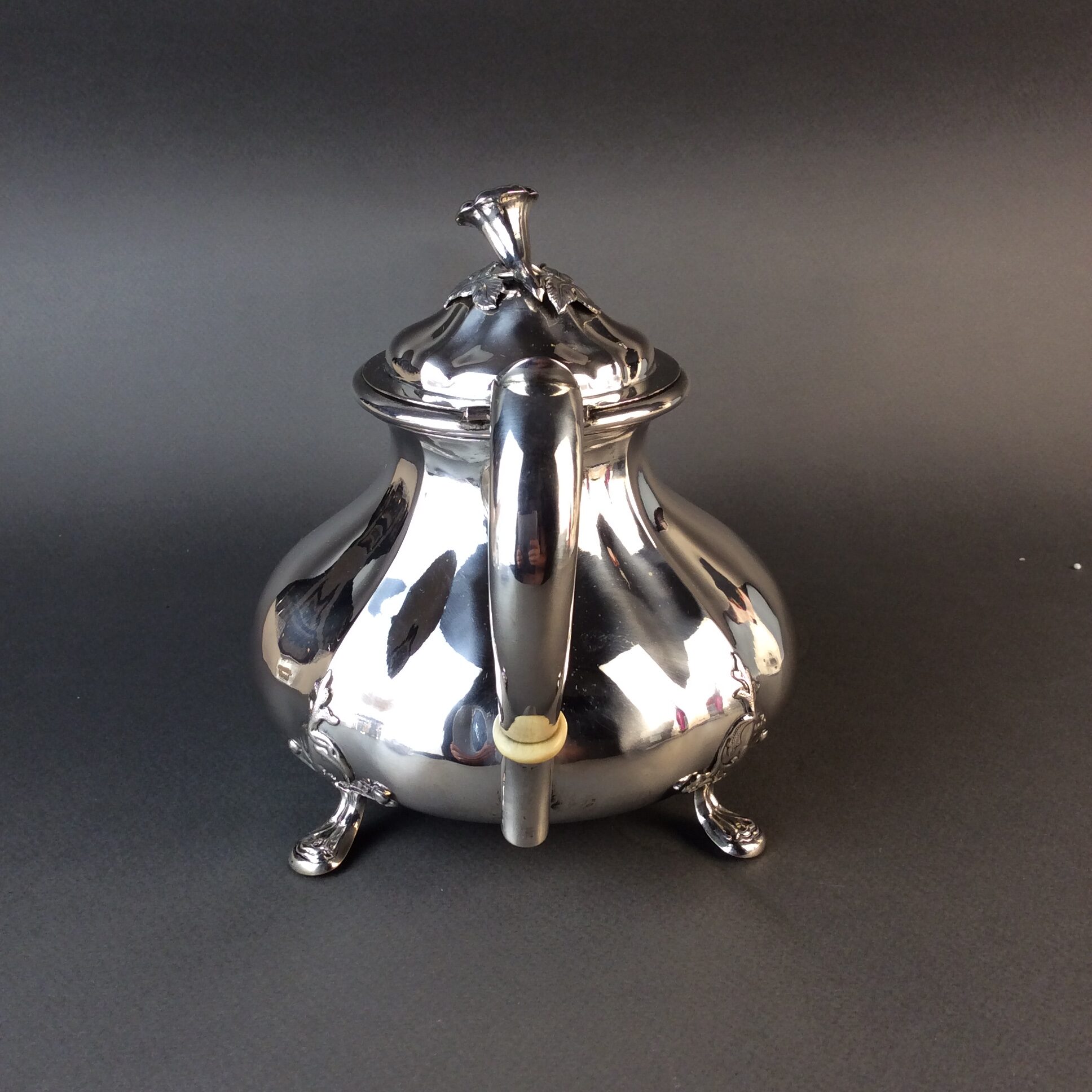 teekanne_silber_kopenhagen