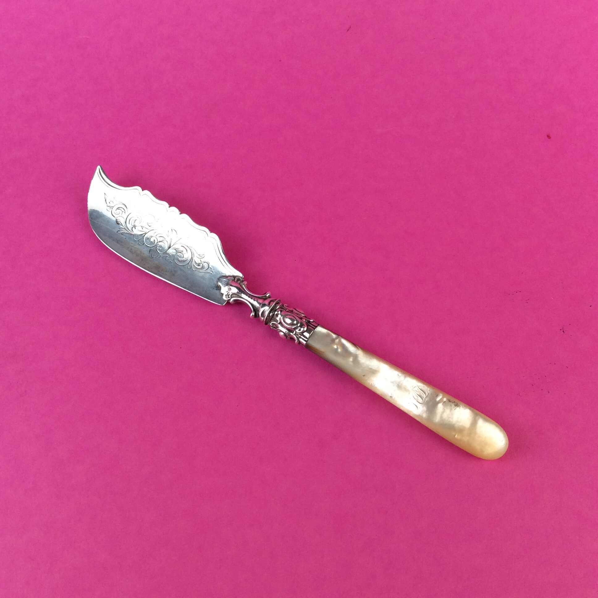 buttermesser_silber_perlmutt