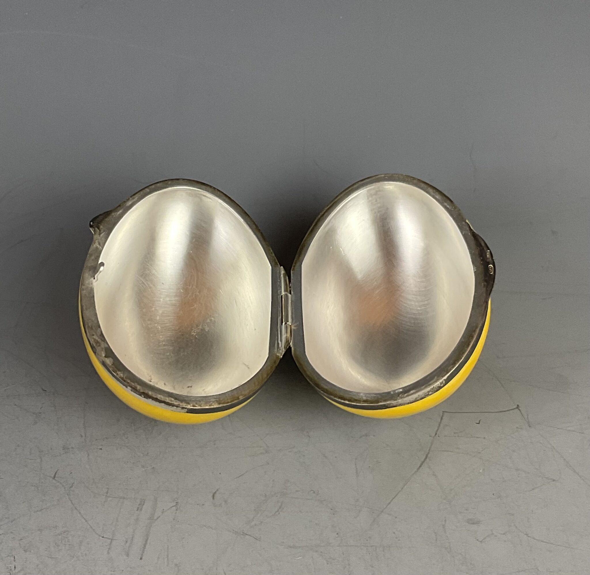 Silberne Ei-Dose, Florenz, 2. Hälfte 20. Jahrhundert – Bild 5