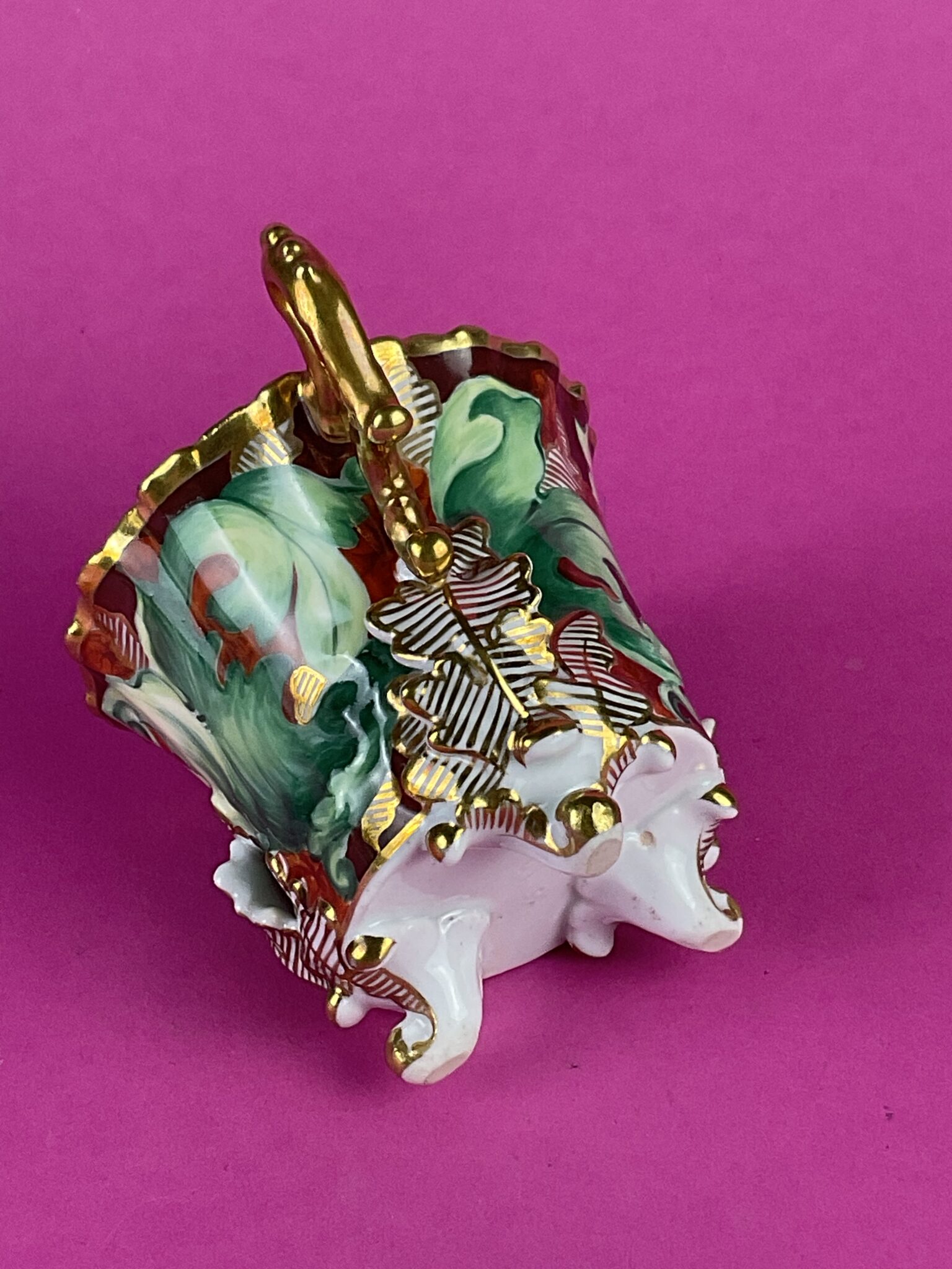 Prunkvolle Biedermeier Tasse mit Untertasse, Fa. Ellbogen, Böhmen, 1846 – Bild 7