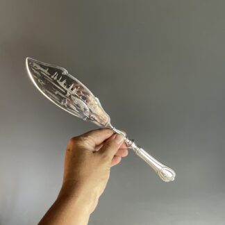 Versilberter Fischvorleger, Fa. Berndorf, um 1900