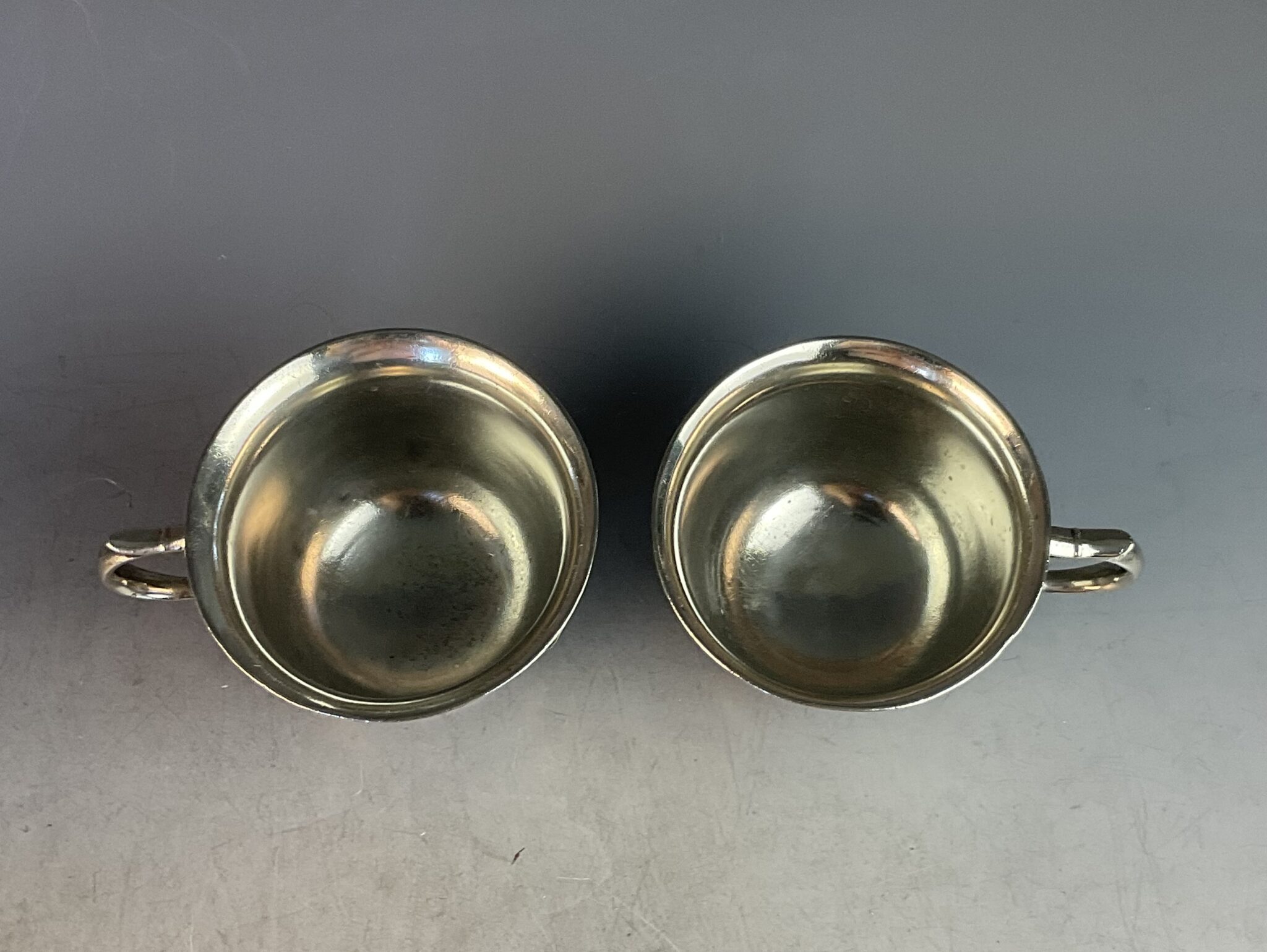 2 Jugendstil Suppentassen, Fa. Bachmann, Wien, um 1900 – Bild 3