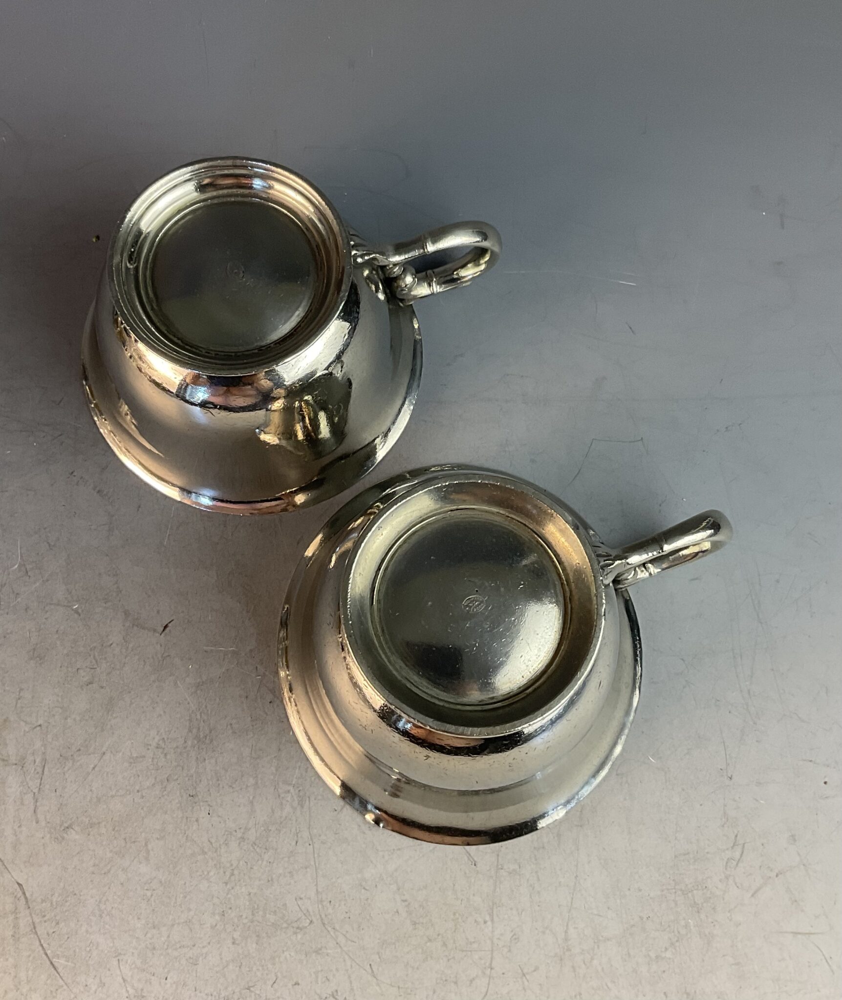 2 Jugendstil Suppentassen, Fa. Bachmann, Wien, um 1900 – Bild 4