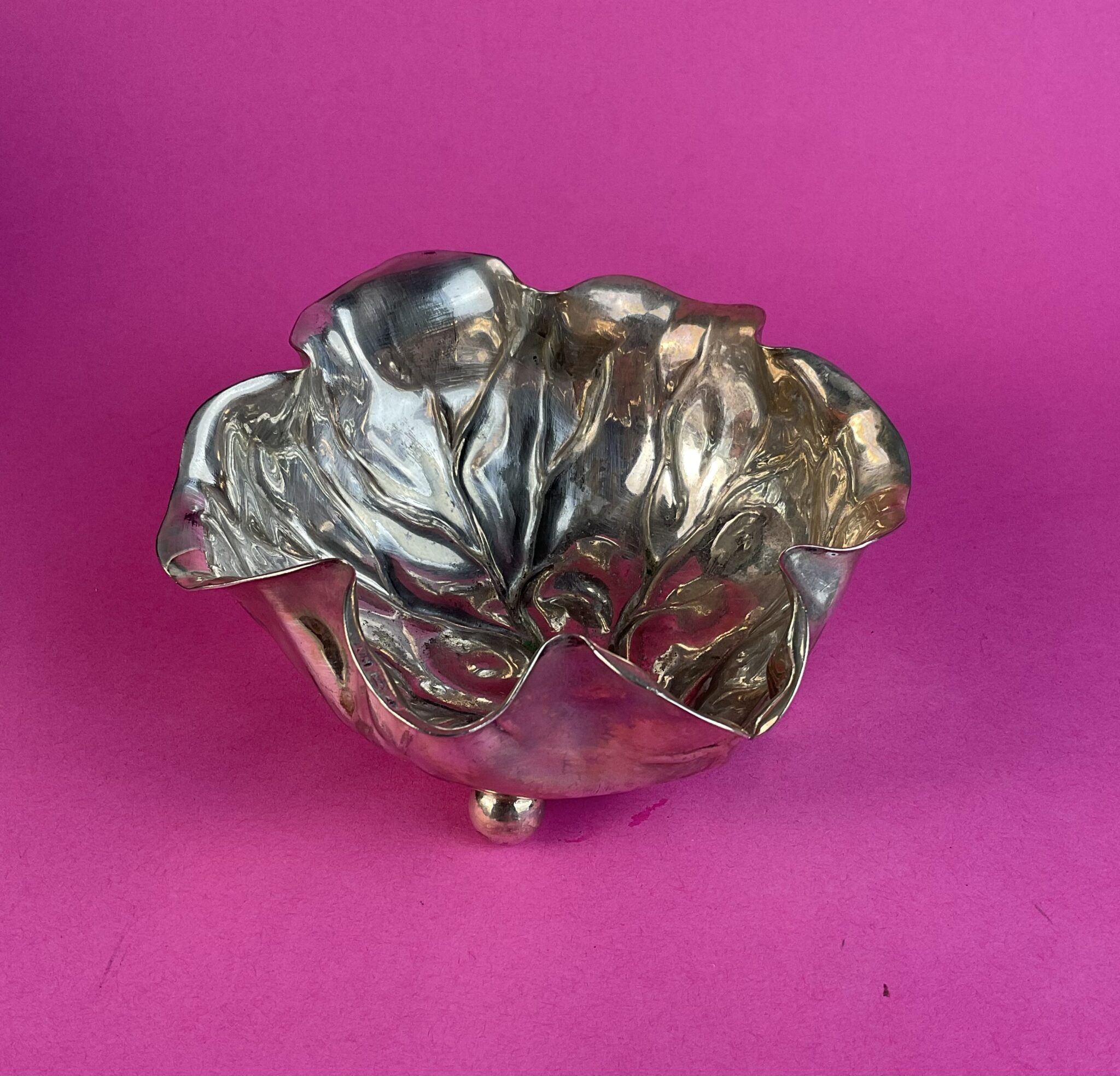 Versilberte Zuckerschale als Krautblatt, Fa. WMF, um 1900