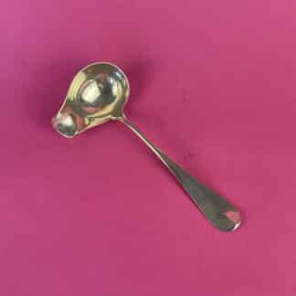 Versilberter Saucenschöpfer "Eselsrücken", Fa. Berndorf, um 1900