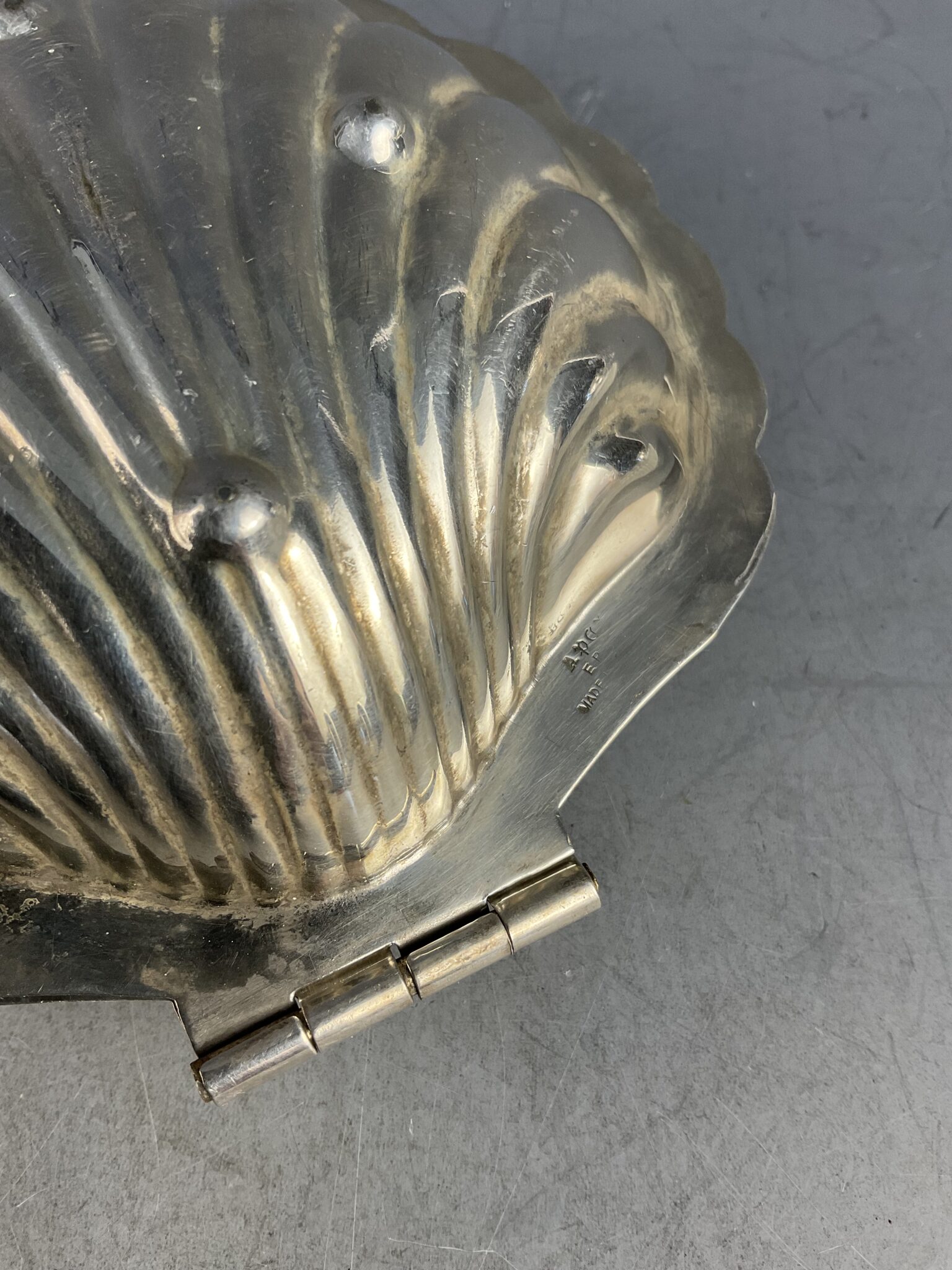 butterschale_muschel_england