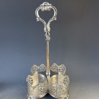 Versilberte Halterung für vier Flaschen, England, 19. Jahrhundert